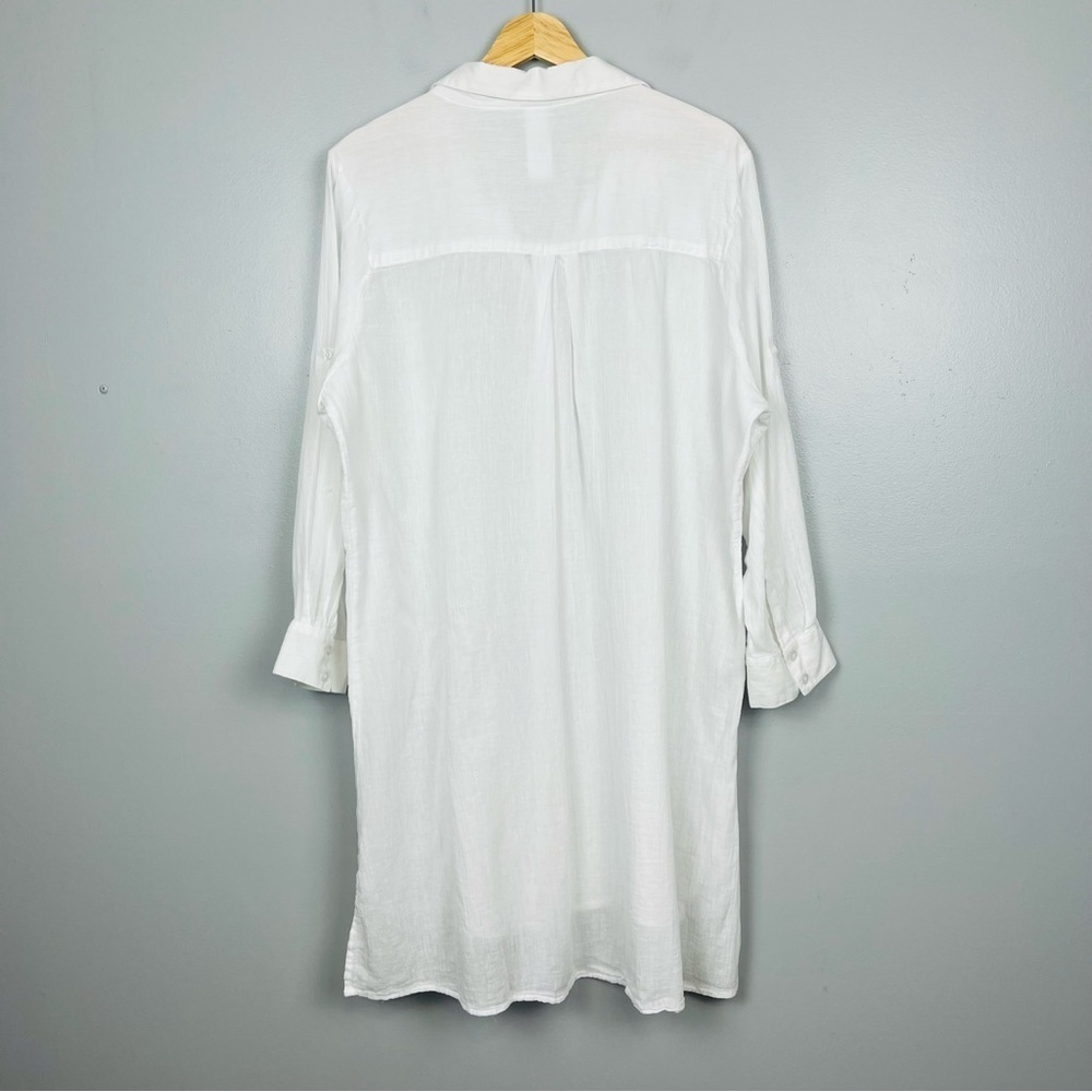 Swimsuits For All Swim 365 white Button-Front roll tab Swim Cover Up, 18/20. - Picture 4 of 11